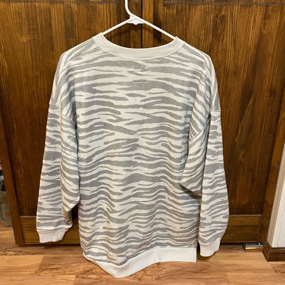 American Eagle Crewneck - size small - Picture 2 of 3